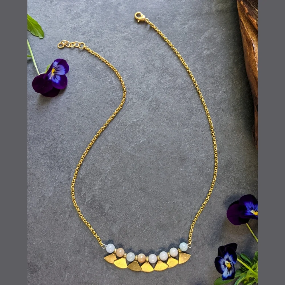 NWT Baizaar Stone Petal Necklace, Amazonite - Picture 6 of 6